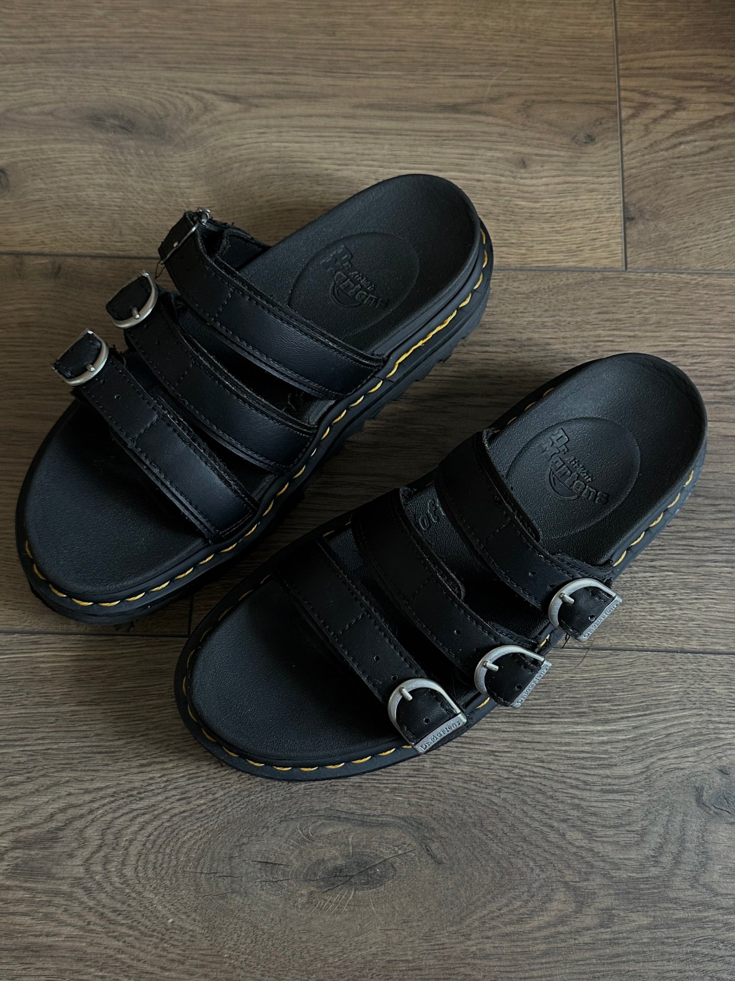 Сандалі Dr.Martens Blaire slide(39)