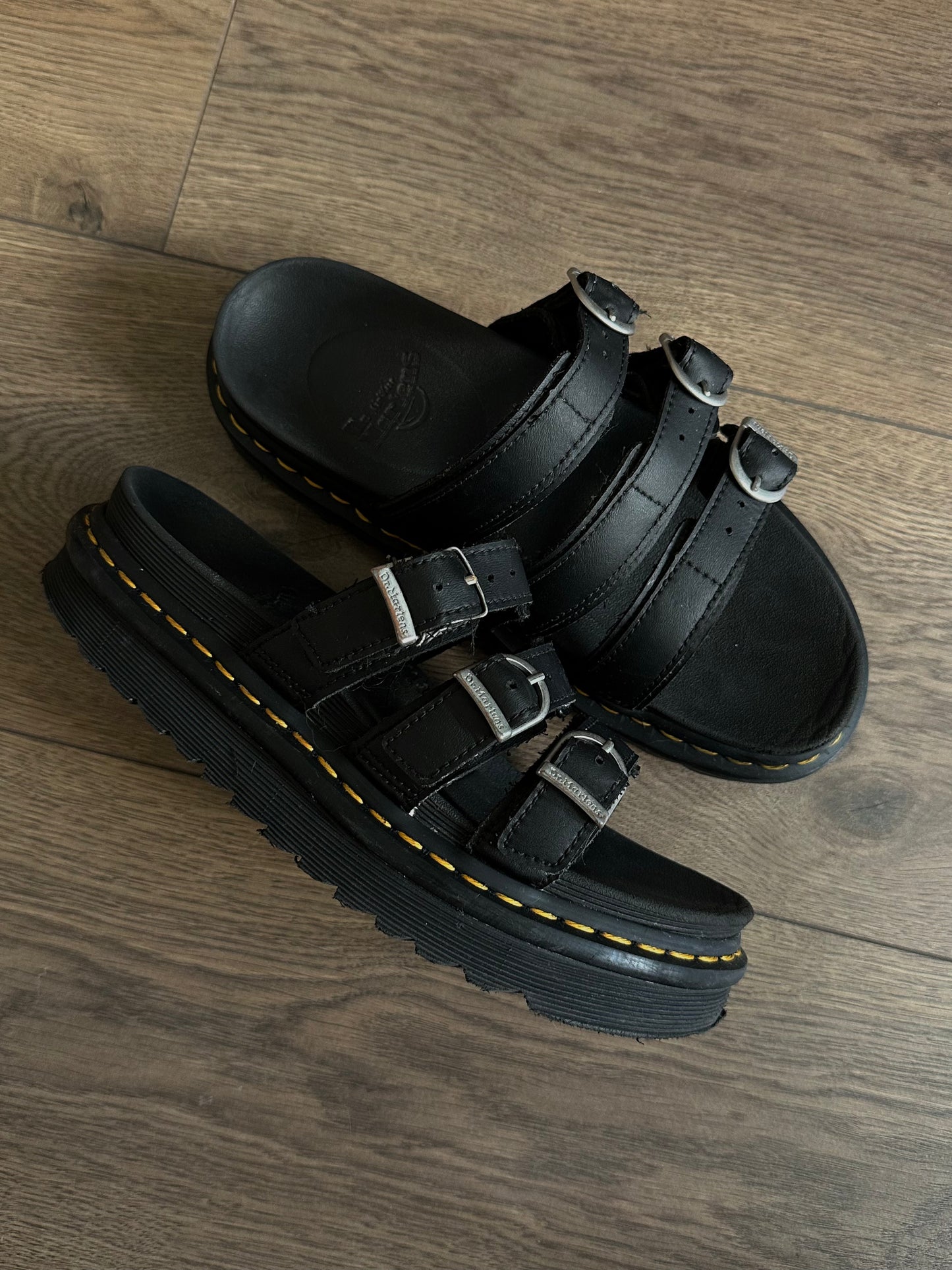 Сандалі Dr.Martens Blaire slide(39)