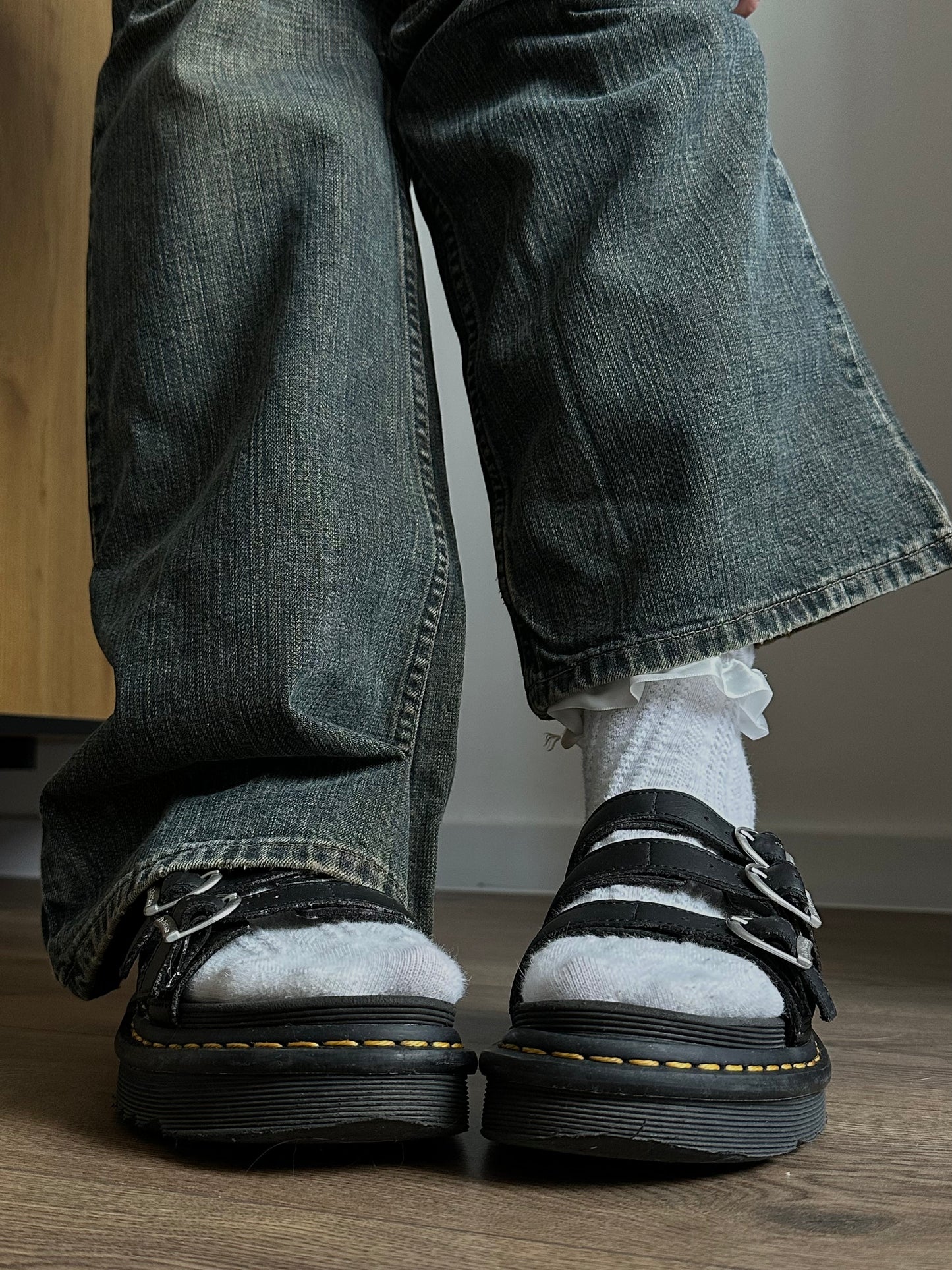 Сандалі Dr.Martens Blaire slide(39)