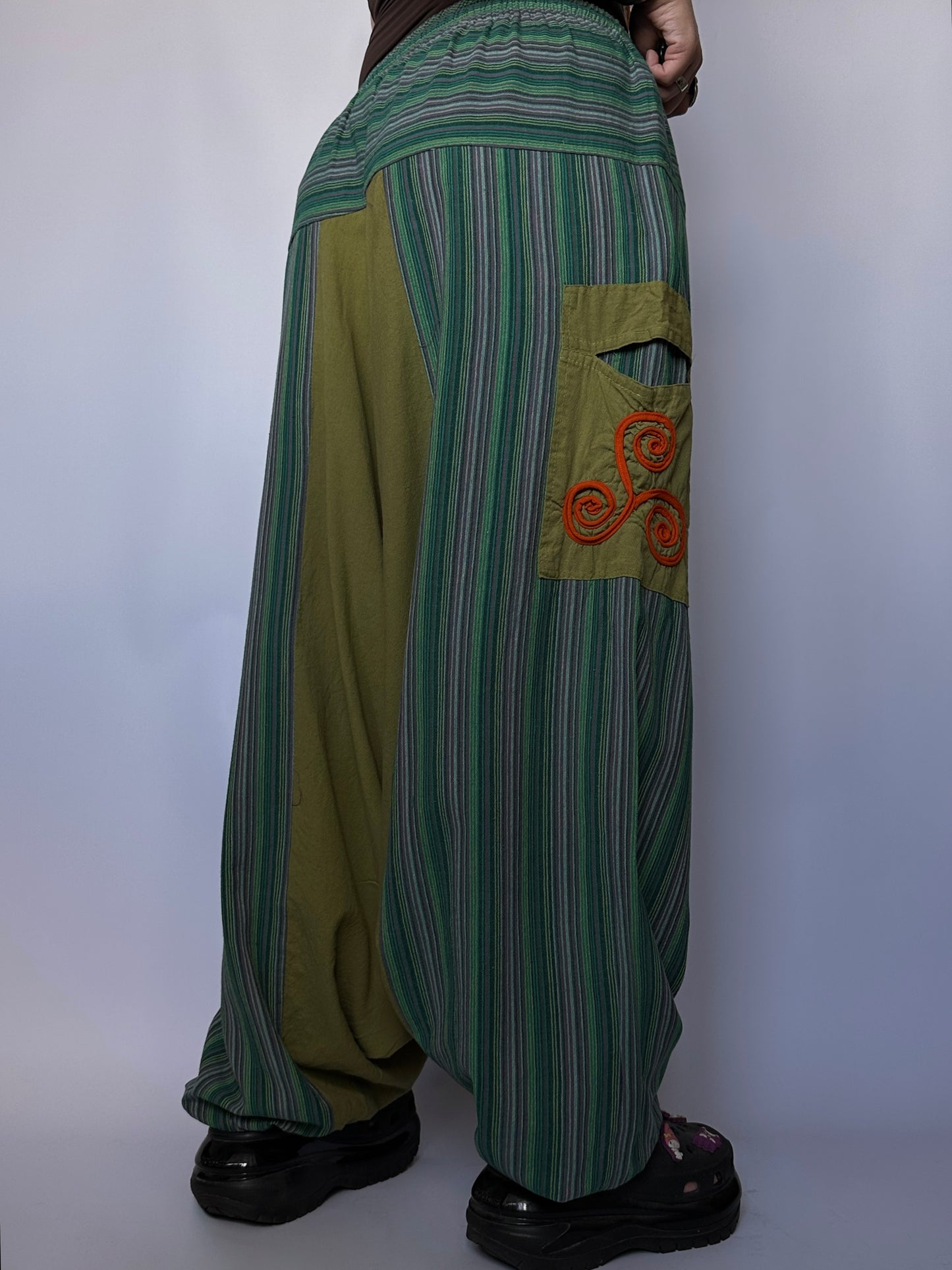 Хіппі гоблнікор штанці(L/XL)