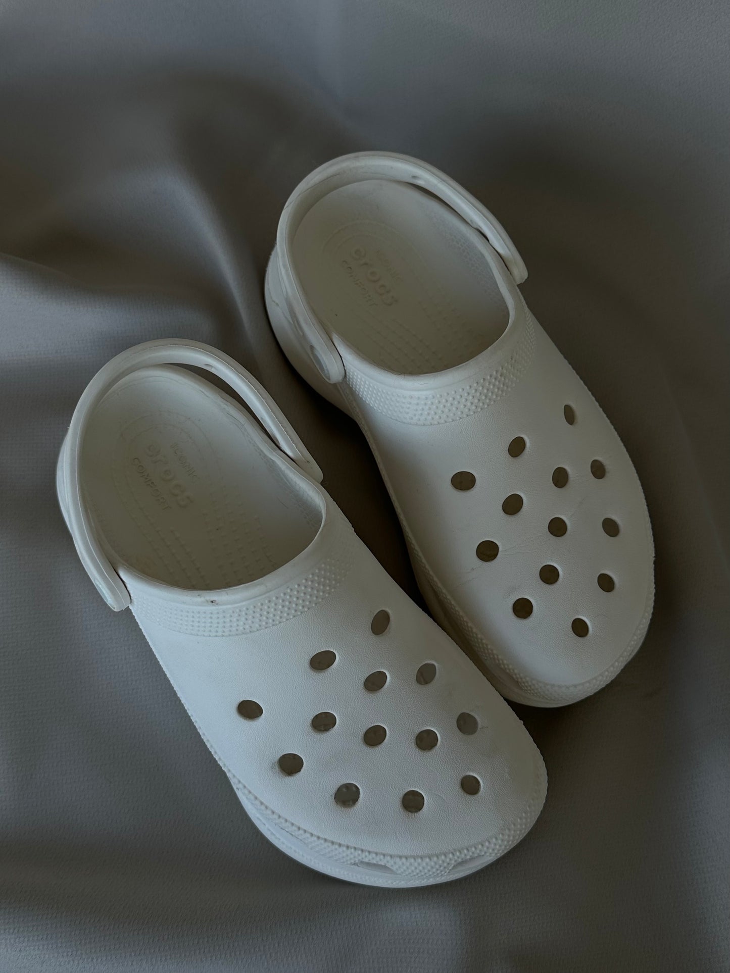 Тапулі Crocs Platform Bae Cream White(38 см)