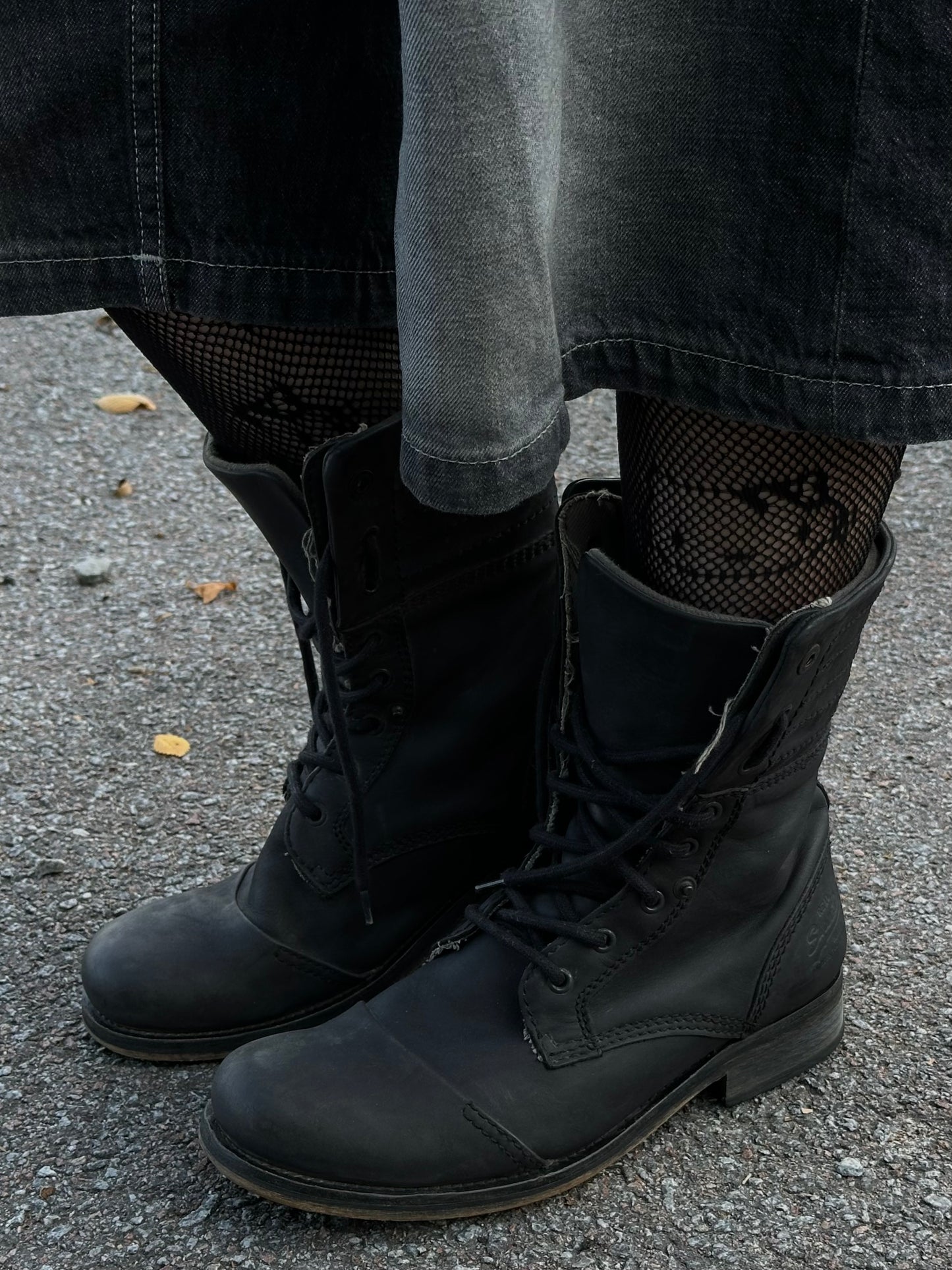 гранжові черевики Superdry(41-42)