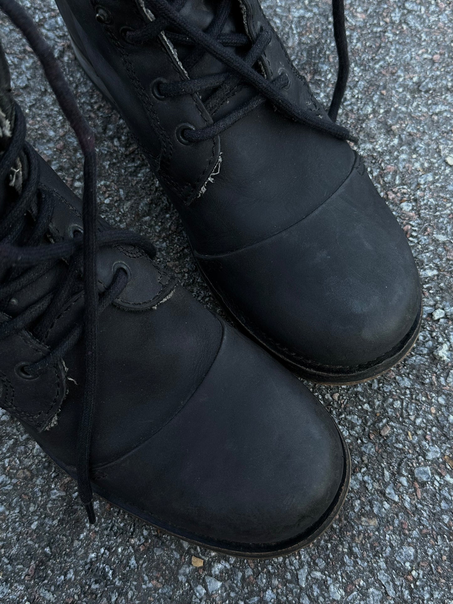 гранжові черевики Superdry(41-42)