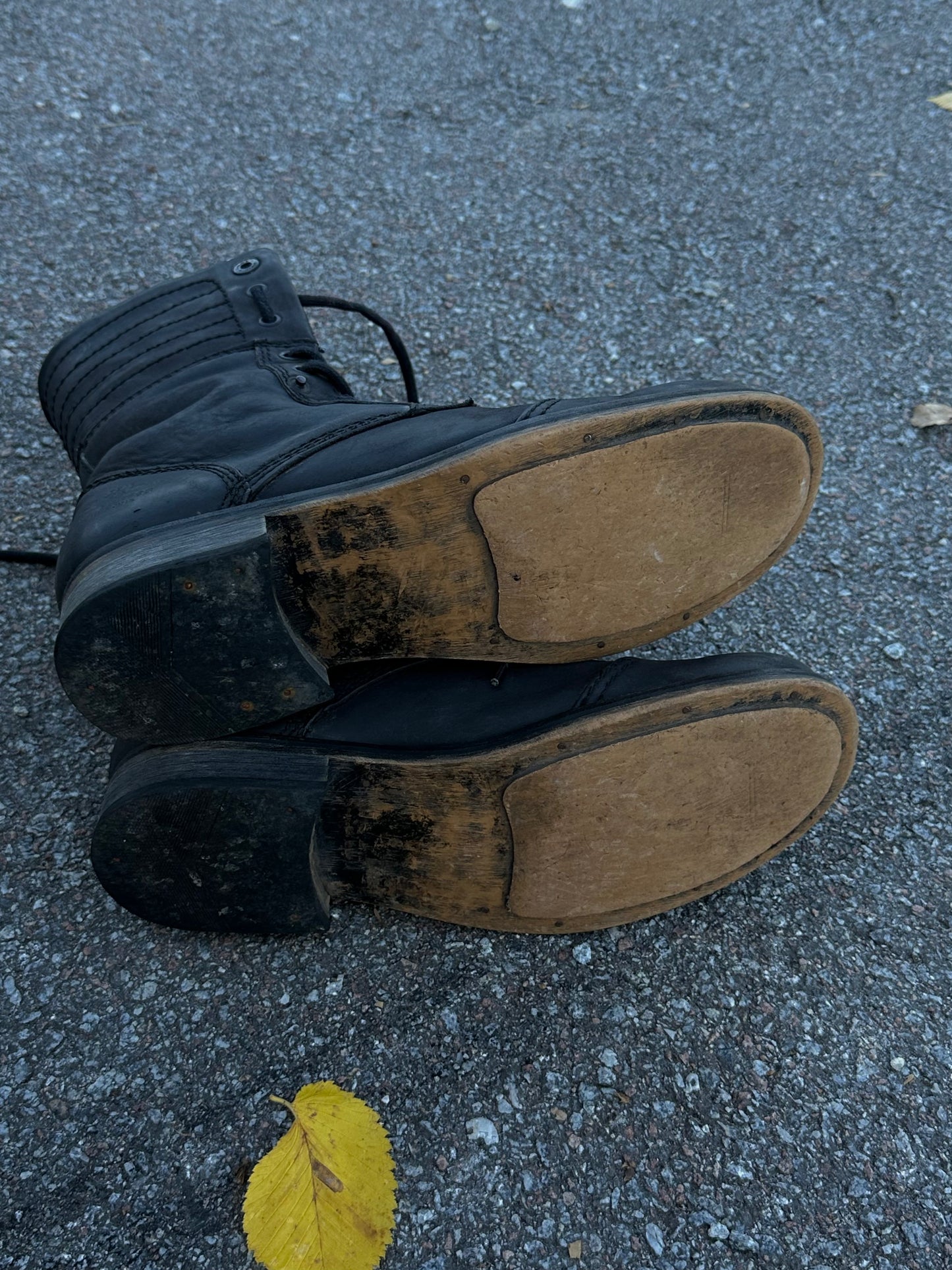 гранжові черевики Superdry(41-42)