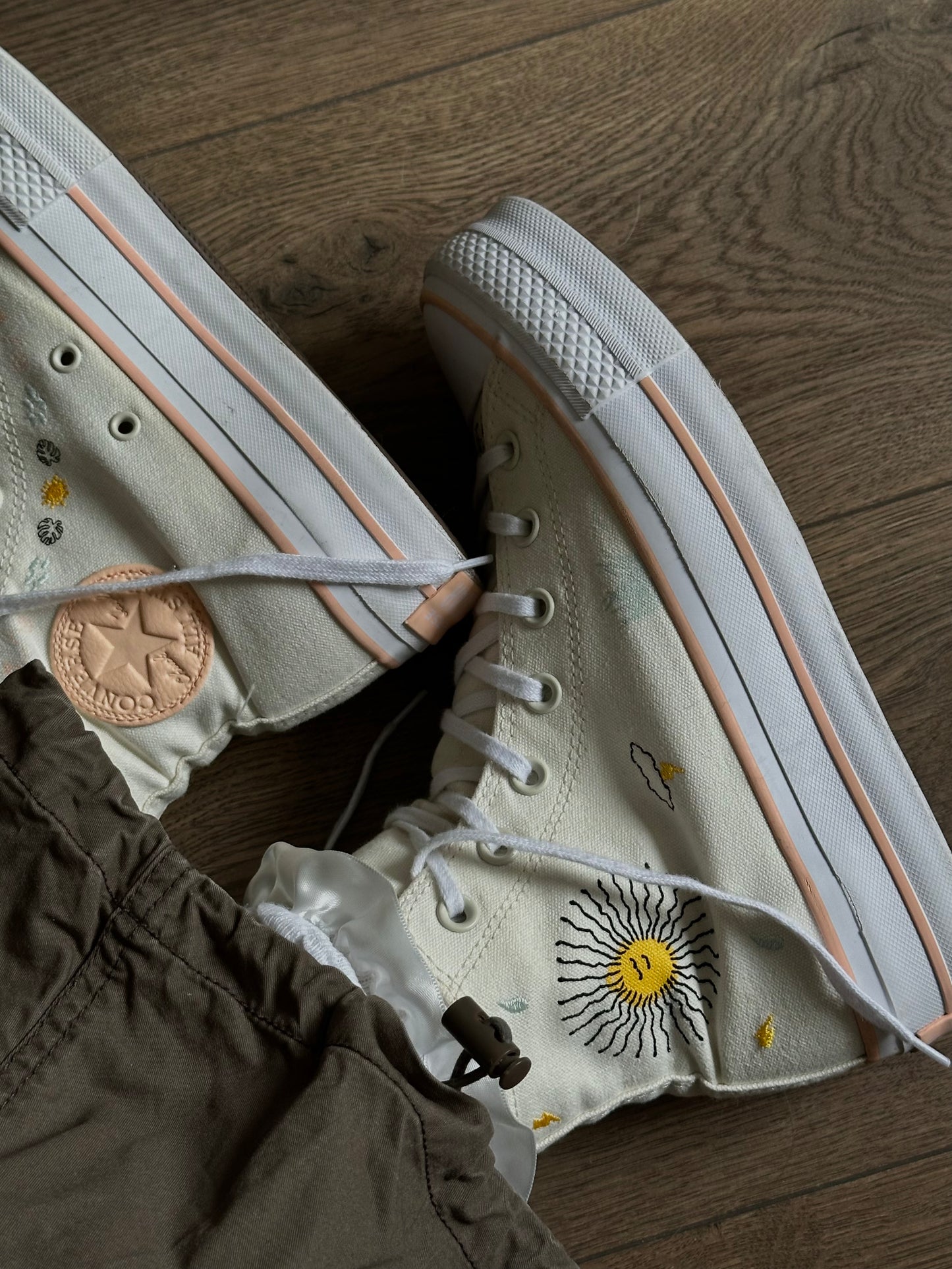 Converse CTAS Hi Lift Floral Embroidery(39)