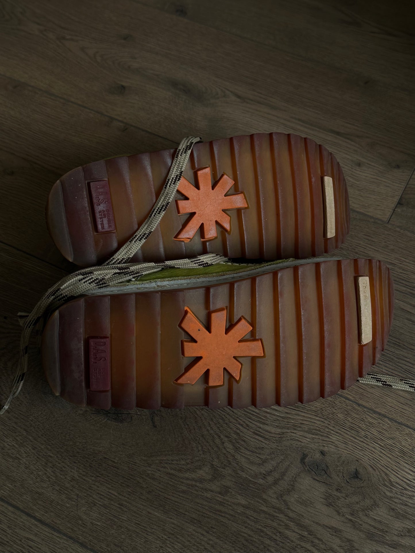 Шкіряні froggy кросівки на платформі The Art Shoe Company (40)